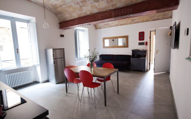 Casa Monti Colosseo, Domus Aureacharming Apt
