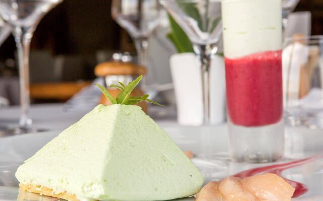 Logis Hotel de la Tour