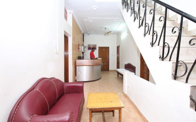 OYO 10539 Hotel Holiday Classic