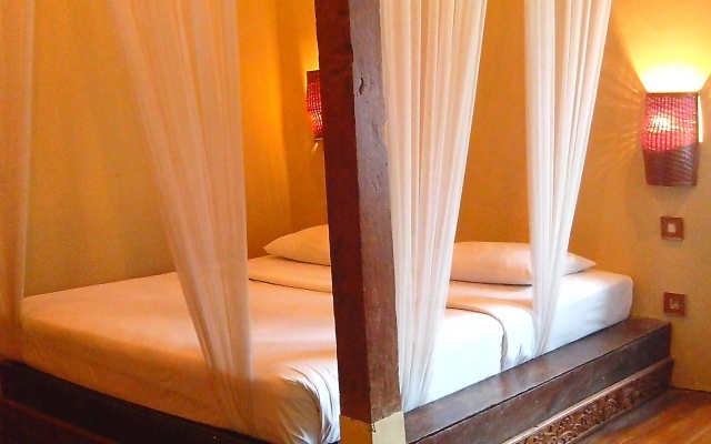Sapu Lidi – Guest Rooms – Parompong