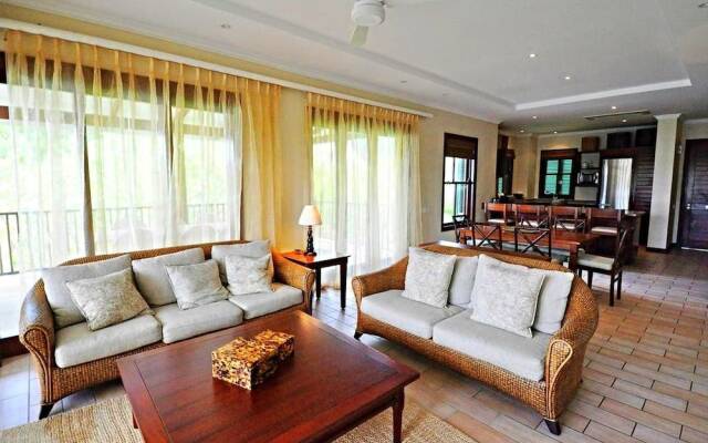 Eden Island, Beach front, Luxury, 3 Bed Ensuite, WiFi