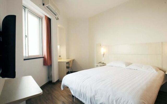 Jincheng Wanghu Hotel