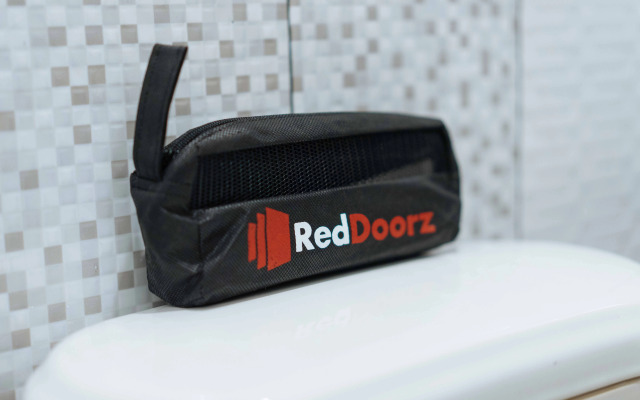RedDoorz near Robinsons Cybergate Davao