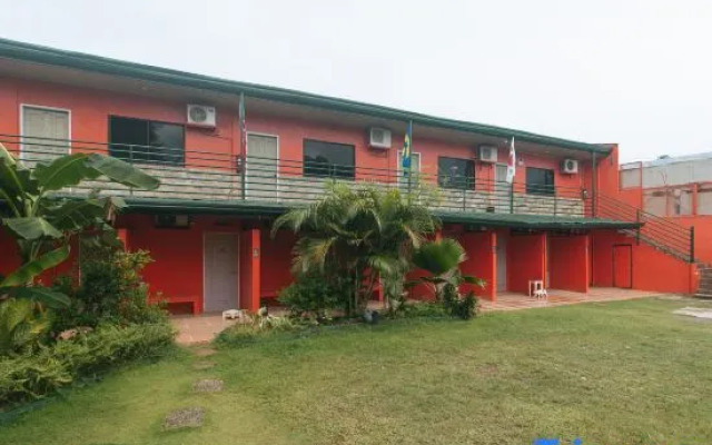 Max Travellers Inn by RedDoorz
