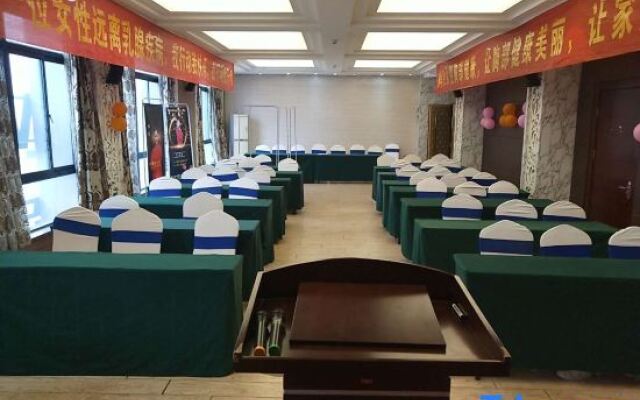 the Every Day Hotel