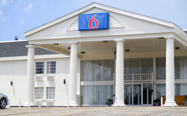 Motel 6-Vicksburg, MS