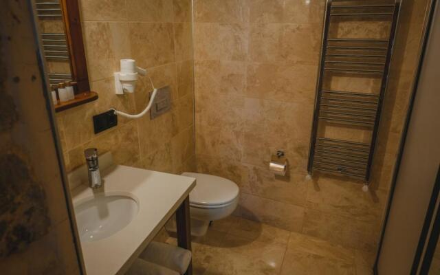 Kasri Divan Hotel