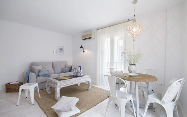 Chezmoihomes El balcon de Elvira