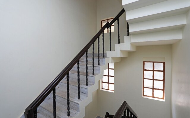OYO 23382 Sai Gourav Residence