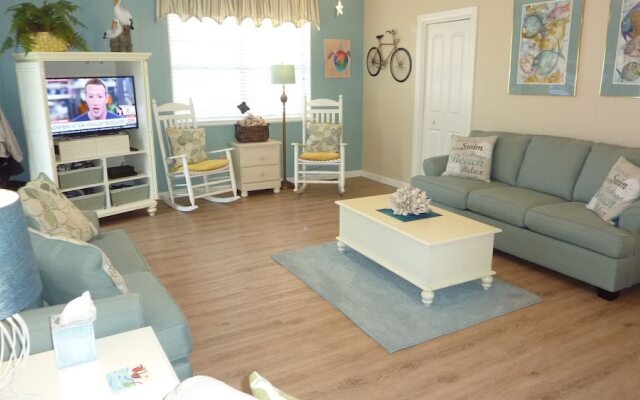Island Retreat by Jekyll Realty