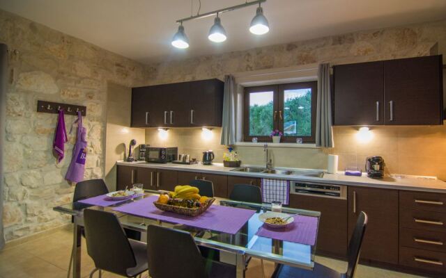 Olive Luxury Stone Villas