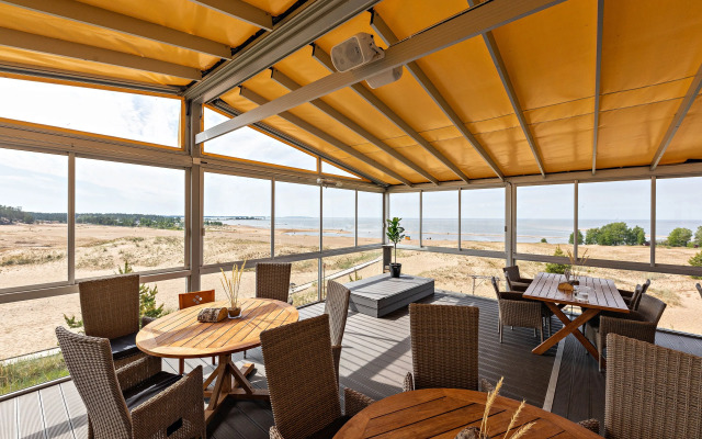 Hotelli-Ravintola Lokkilinna