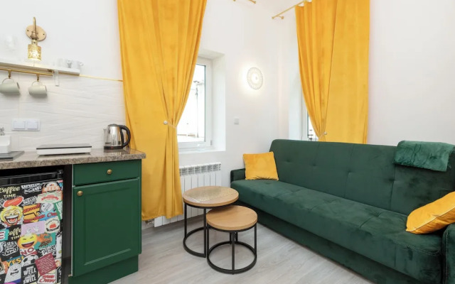 Studio 8 Minutes to the Beach by Renters