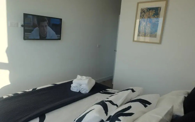 Whitehorse Towers Self Service Apartment