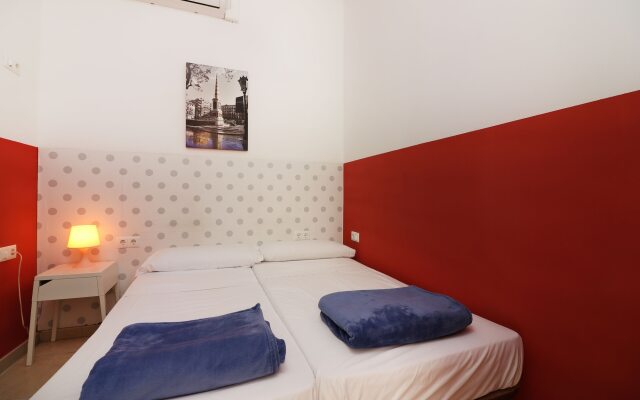 Feel Hostels City Center