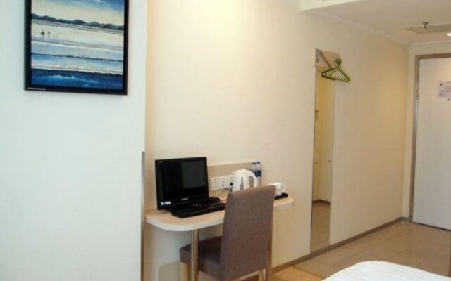 Motel 168 Dalian Youhao Square Inn