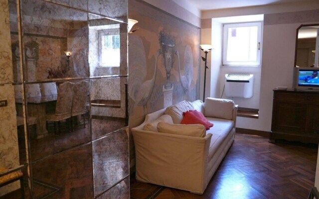 Rondanini in Rome With 1 Bedrooms and 1 Bathrooms