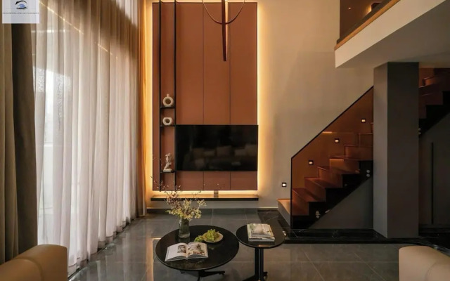 The Metropole Opera Deluxe Residence