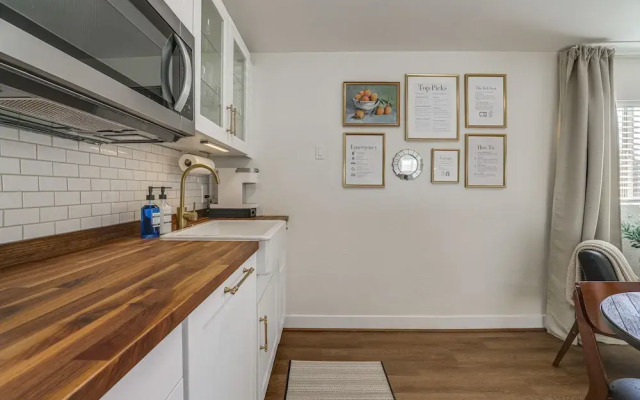 Charming Chandler Retreat w/ Furnished Patio!