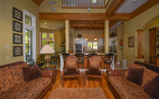 Champagne Taste 6 Bedroom House