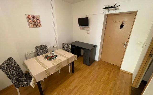 Apartament Piata Amzei 1 (17 B)