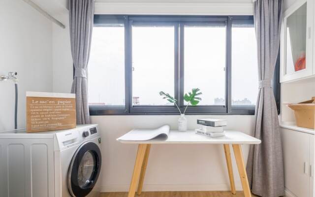 Lazy Apartment - Joy City