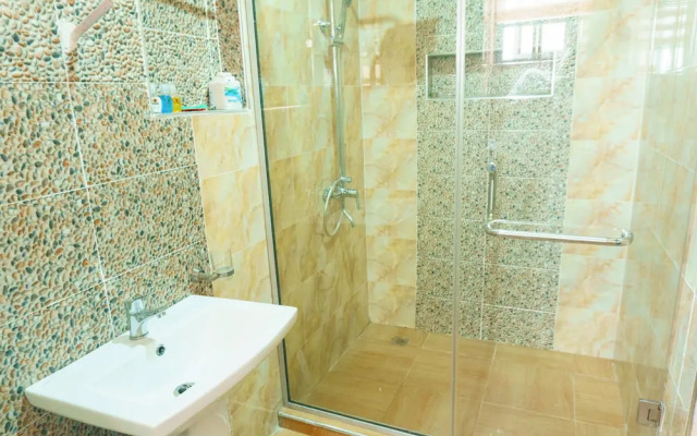 Rolarz Resorts & Hotel