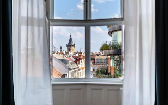 Avantguard Apartments