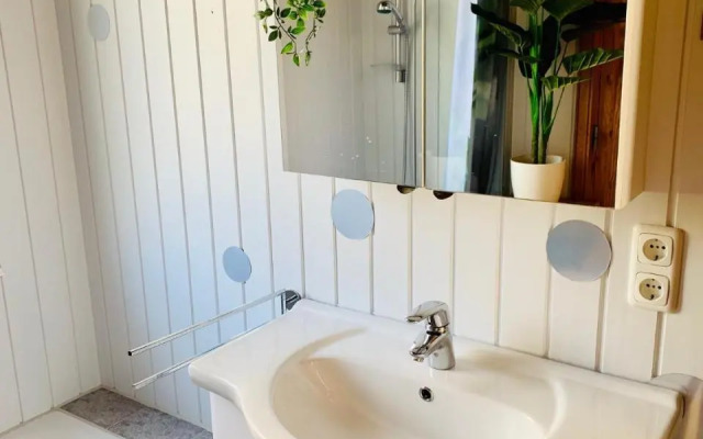 Komfort-Ferienhaus - Extertal-Ferienpark für 1-5 Personen Sauna Natur