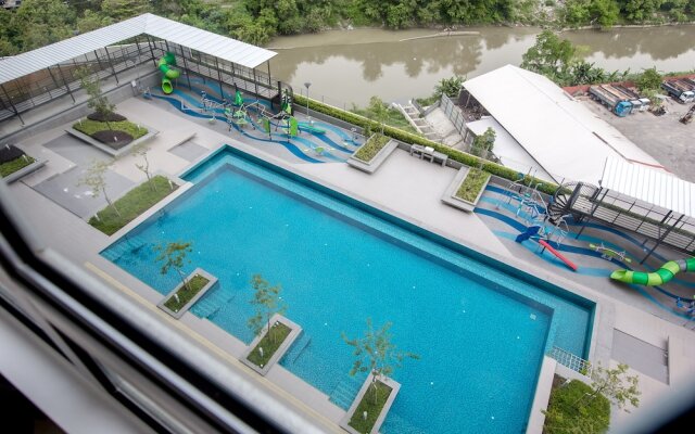 Rex Ollie The Edge Residence