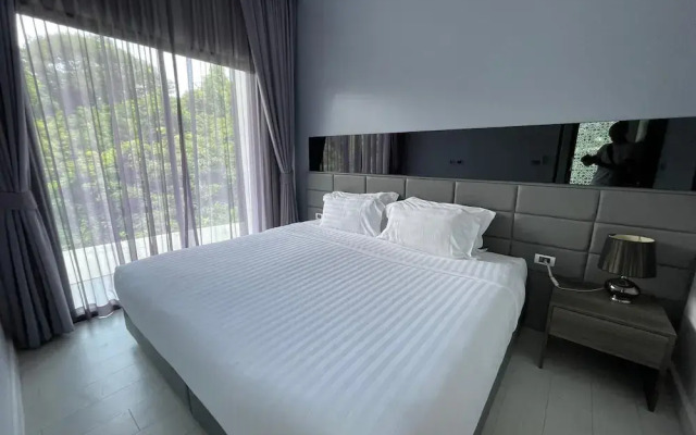 Mountainview Apartment in Naiharn