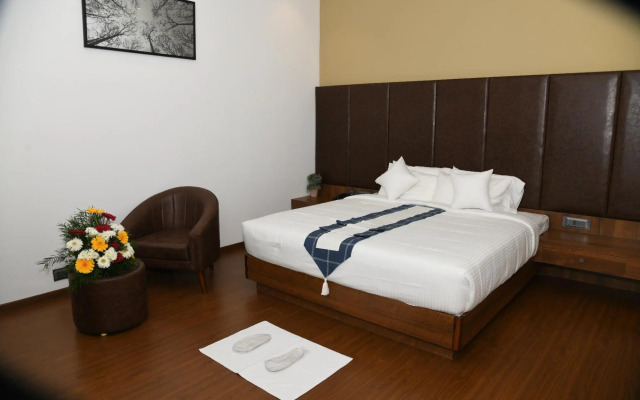 J P Airport Hotel