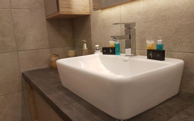 Ogi & Una Premijer 42