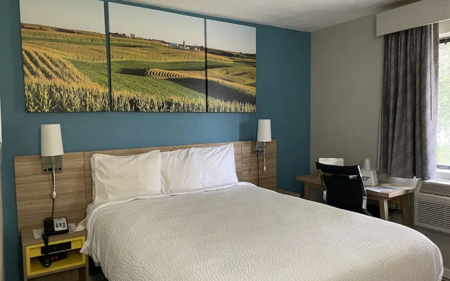 Days Inn by Wyndham Warrensburg