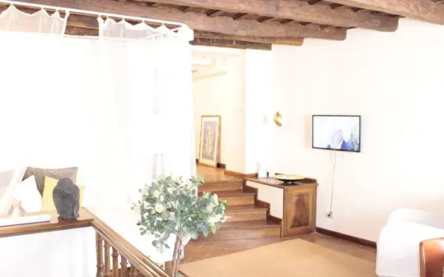 Suite Thamia
