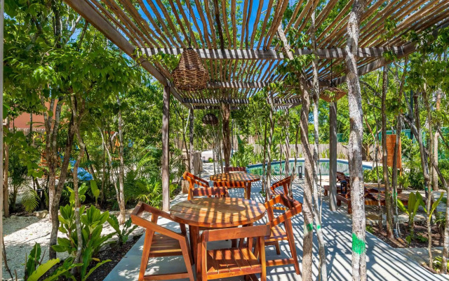 Penthouse Studio with Gym, Swimming-pool, Outdoor BBQ, Aldea Savia