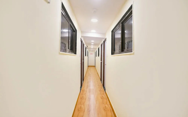 Fabexpress Metro Galaxy Inn