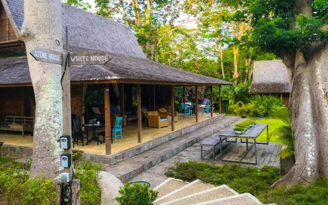 Chanteak Bali - Stone House 2