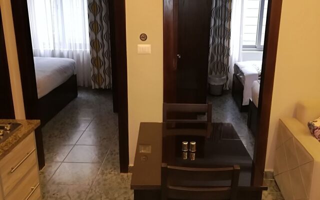 Shams al weibdeh hotel apartment