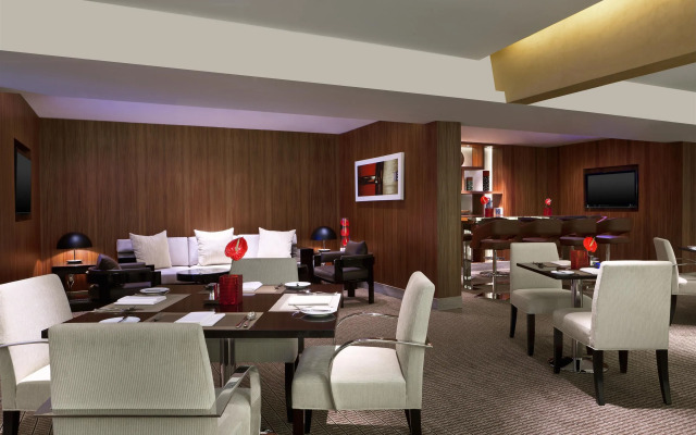 Sheraton Grand Bangalore Hotel at Brigade Gateway