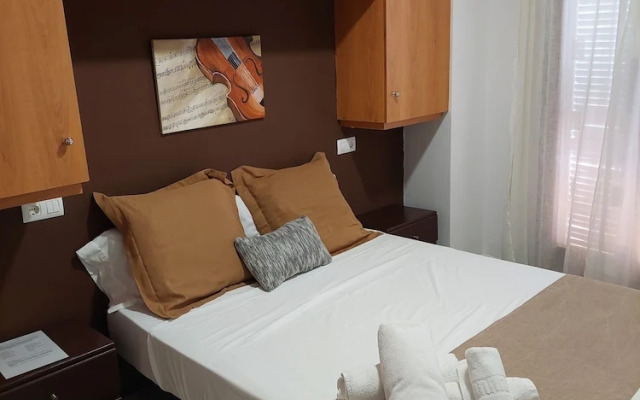 Hostal Creus