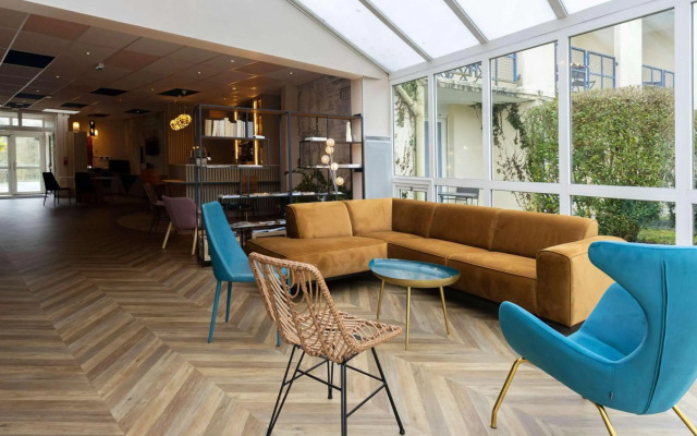 ibis Styles Chinon