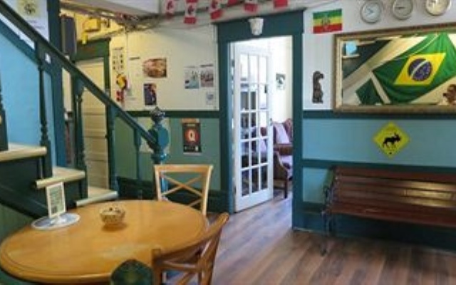 C&N Backpackers Hostel - Vancouver