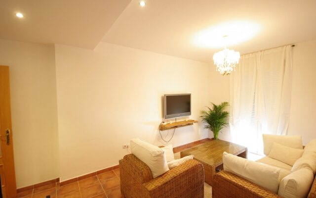 Livingtarifa - Bonito Apartamento en Facinas
