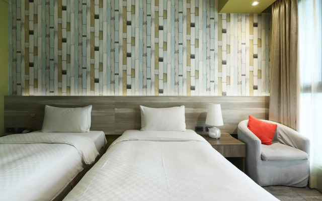 KUN Hotel Feng Chai
