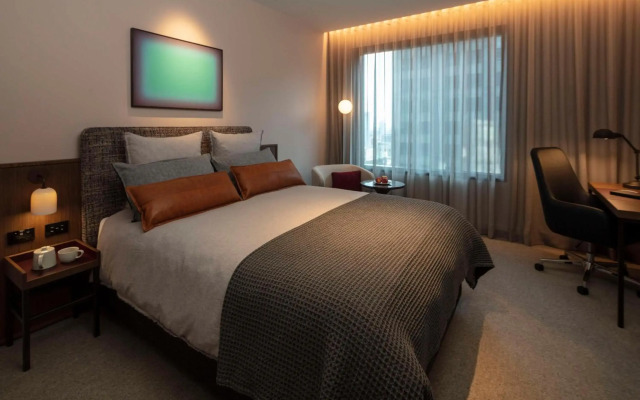 Next Hotel Melbourne, Curio Collection by Hilton