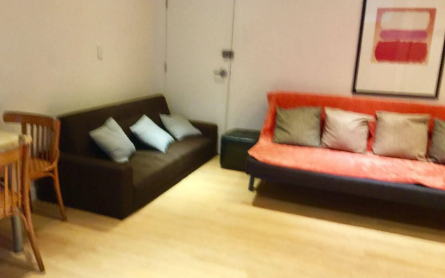 Darling Harbour Apartment