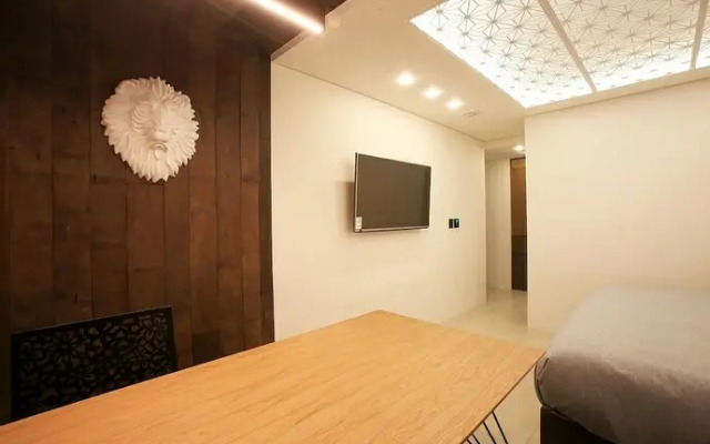 Sincheon Lavieen Hotel
