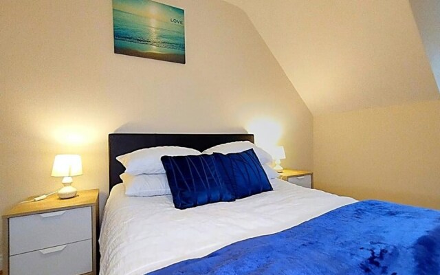 City Centre Home, Free Parking,wifi,netflix,tv