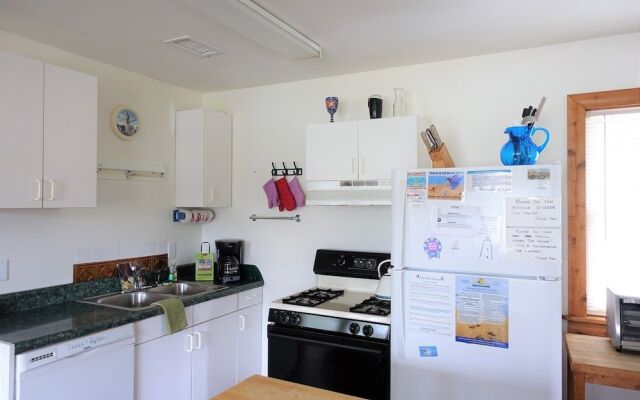 Nutter Tree at Ocracoke - 2 Br Home